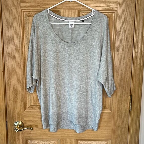 Cabi Center Stage Soft Gray Top Medium #5554 - Picture 2 of 5